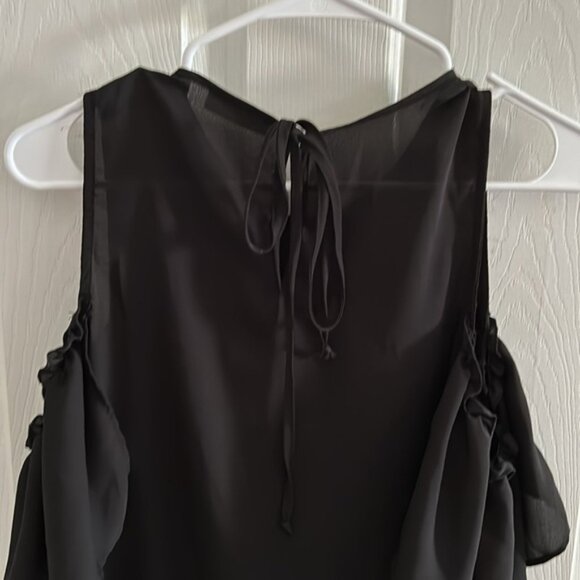 Black top - Picture 3 of 3